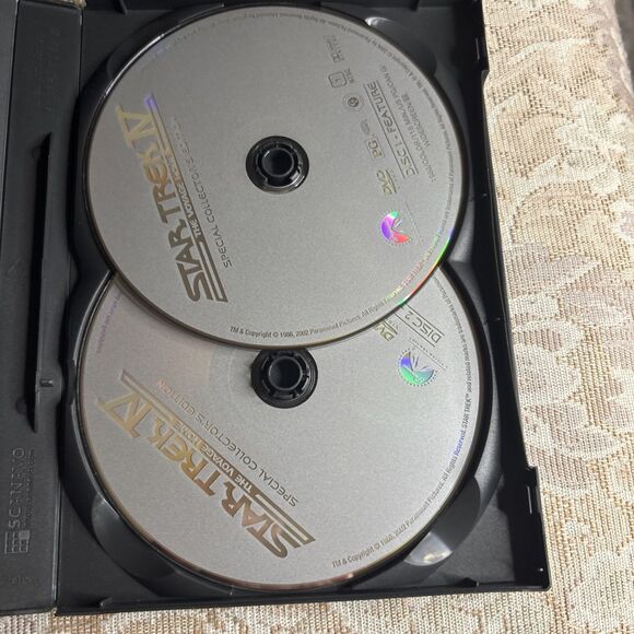 Star Trek 4-movie gift set (1, 2, 3, and 4) - Picture 5 of 5